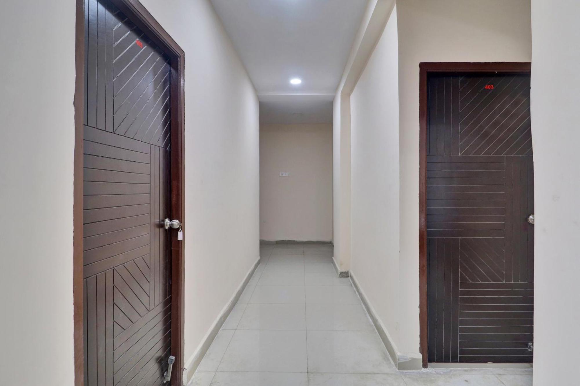 Hotel O Shri Ganesh Near By Himayatnagar,Ashok Nagar,Rtc X Roads Hyderabad Exterior foto